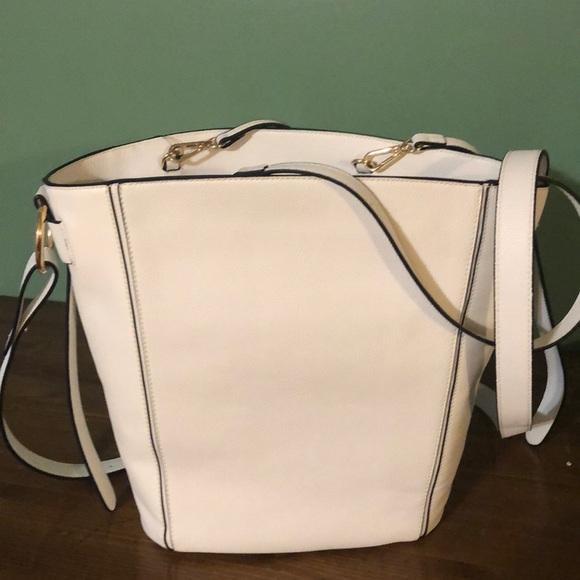 NWT Sondra Roberts white large handbag - Picture 4 of 7